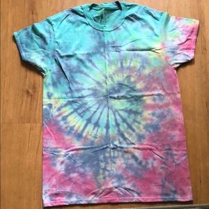 Spiral/scrunch dyed tee